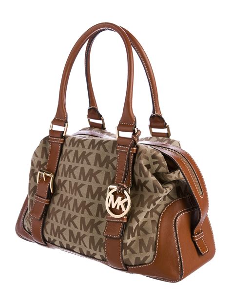 women's shoulder bag michael kors|michael kors flat shoulder bags.